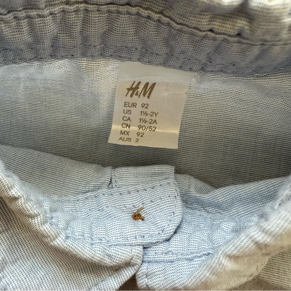 H&M Kids Button Down Shirt - Picture 2 of 2